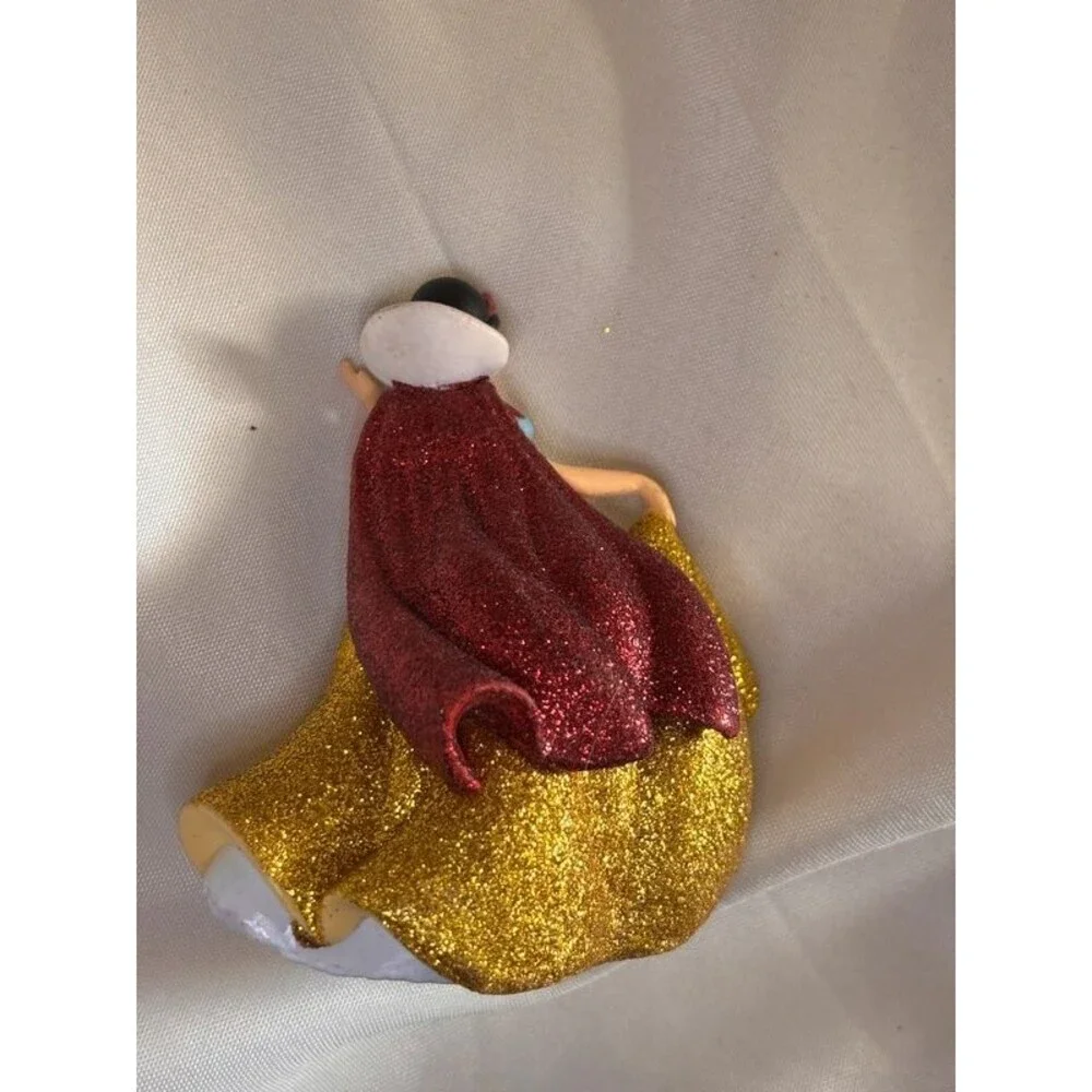 Disney princess Snow White with Sparkly Dress 3.5” figurine